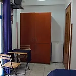 Hotel apartamentowy Baia Di Naxos Giardini-Naxos
