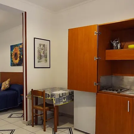 Baia Di Naxos Aparthotel 3*