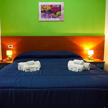 Baia Di Naxos Aparthotel Giardini-Naxos