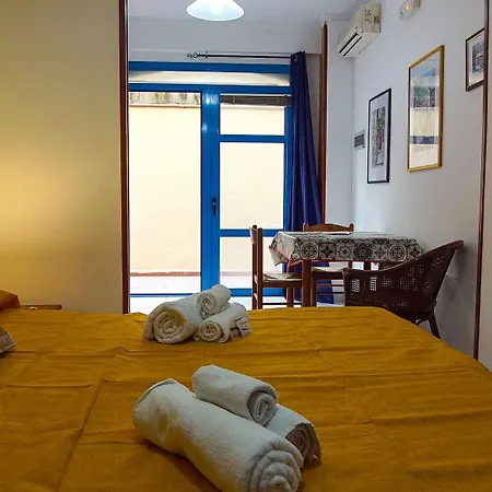 Aparthotel Baia Di Naxos 3*