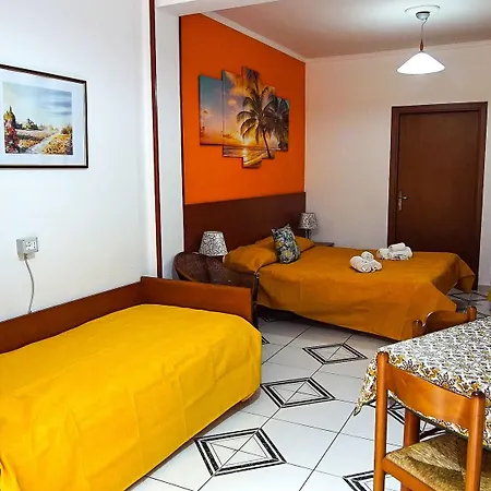 Baia Di Naxos Aparthotel 3*
