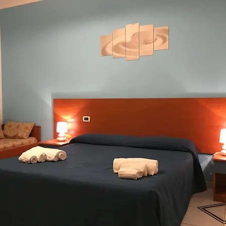 Baia Di Naxos Hotel apartamentowy 3*
