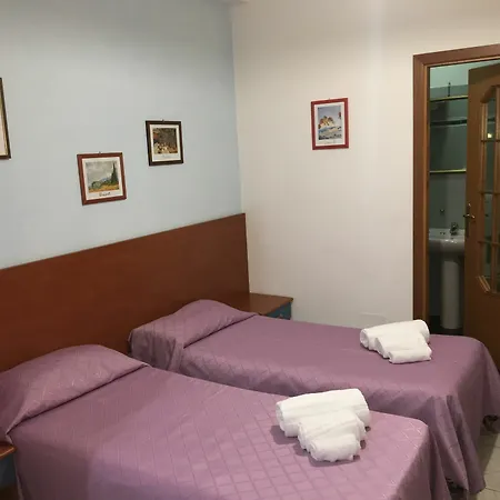 Baia Di Naxos Aparthotel 3*